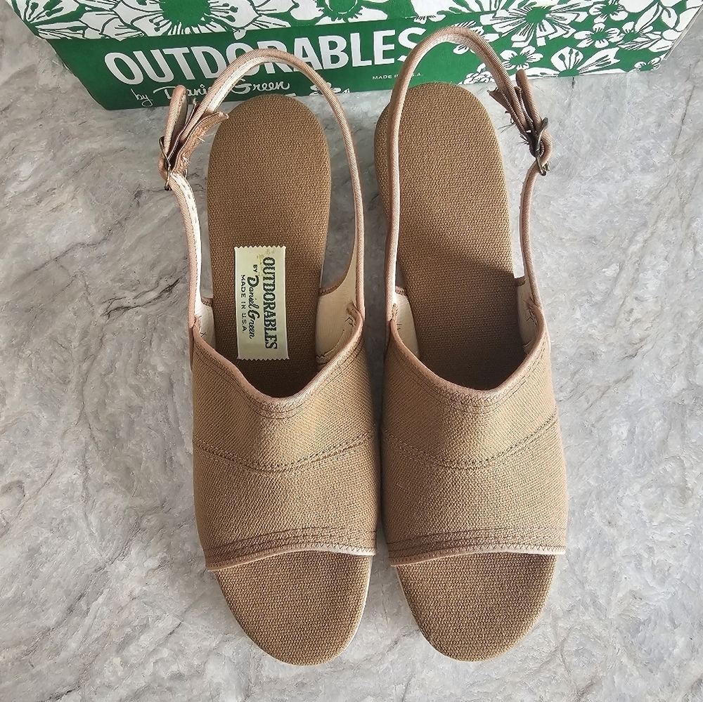 Vintage Outdorables by Daniel Green Mocha Slingback Wedge Sandal 8 Narrow - Picture 2 of 5